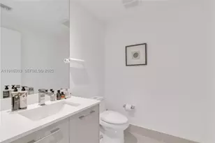 55 SW 9th, Miami, FL 33130 - Photo 10