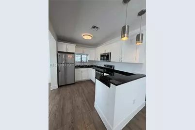 107 W Pembroke, Hallandale Beach, FL 33009 - Photo 12