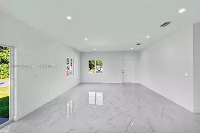 1346 NW 44th, Miami, FL 33142 - Photo 32