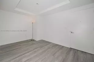 45 SW 9th, Miami, FL 33130 - Photo 4