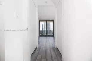 45 SW 9th, Miami, FL 33130 - Photo 18