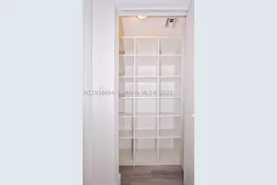 45 SW 9th #1504, Miami, FL 33130 - Photo 22