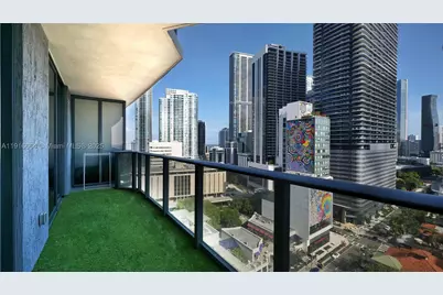 45 SW 9th #1504, Miami, FL 33130 - Photo 32