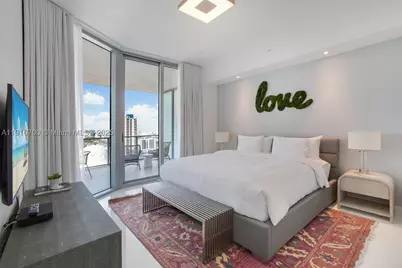 851 NE 1st #1810, Miami, FL 33132 - Photo 8