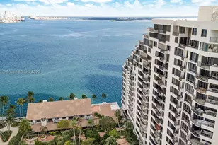 520 Brickell Key, Miami, FL 33131 - Photo 28