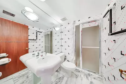 520 Brickell Key #A1104, Miami, FL 33131 - Photo 14