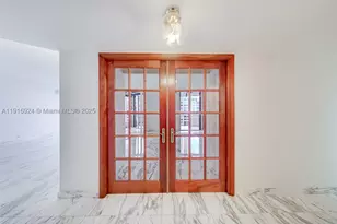 520 Brickell Key, Miami, FL 33131 - Photo 10