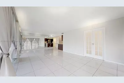 1000 Parkview #431, Hallandale Beach, FL 33009 - Photo 14