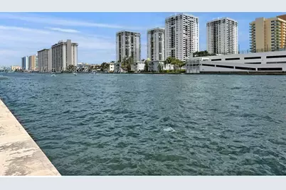 1000 Parkview #431, Hallandale Beach, FL 33009 - Photo 46