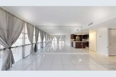 1000 Parkview #431, Hallandale Beach, FL 33009 - Photo 10