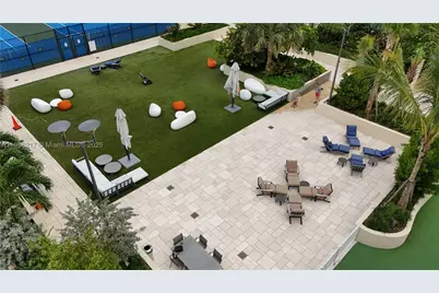 300 S Pointe #906, Miami Beach, FL 33139 - Photo 44