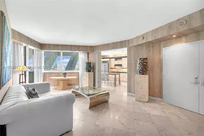 300 S Pointe #906, Miami Beach, FL 33139 - Photo 1