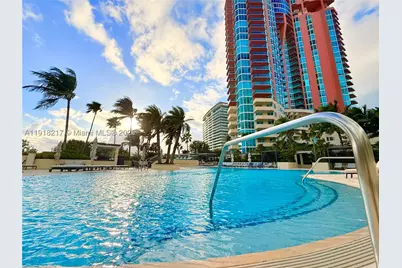 300 S Pointe #906, Miami Beach, FL 33139 - Photo 26