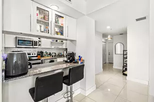 275 NE 18th, Miami, FL 33132 - Photo 34