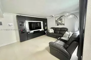 1990 SW 121st, Miami, FL 33175 - Photo 4