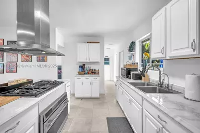 1285 NE 103rd, Miami Shores, FL 33138 - Photo 10