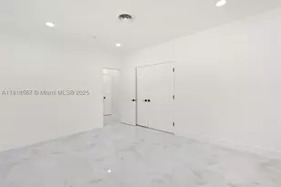 2764 NE 35th, Fort Lauderdale, FL 33306 - Photo 14