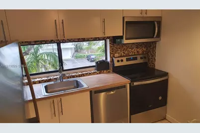 17021 N Bay #316, Sunny Isles Beach, FL 33160 - Photo 10