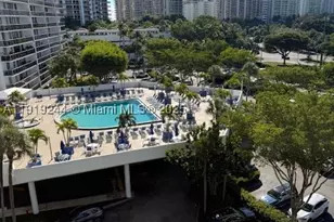 3701 N Country Club, Aventura, FL 33180 - Photo 1