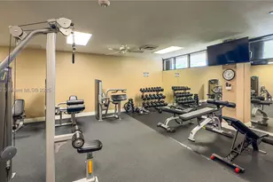 520 Brickell Key, Miami, FL 33131 - Photo 30