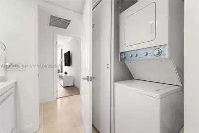 520 Brickell Key #A1207, Miami, FL 33131 - Photo 26