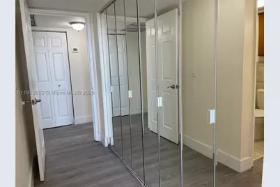 9471 Evergreen #401, Davie, FL 33324 - Photo 24