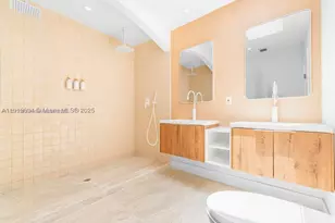19661 NE 10th, Miami, FL 33179 - Photo 14