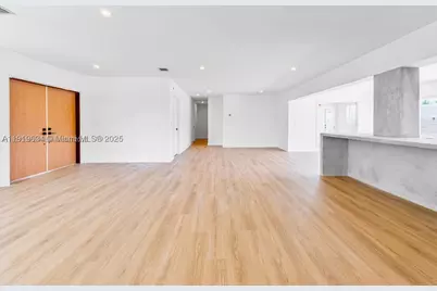 19661 NE 10th, Miami, FL 33179 - Photo 4