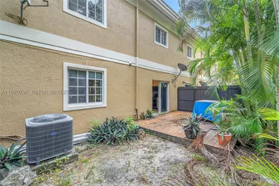 4950 Washington #1, Hollywood, FL 33021 - Photo 14