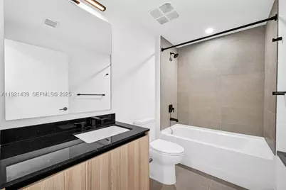 225 N Miami #901, Miami, FL 33128 - Photo 20