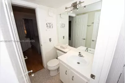201 178th #323, Sunny Isles Beach, FL 33160 - Photo 38
