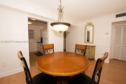 201 178th #323, Sunny Isles Beach, FL 33160 - Photo 14