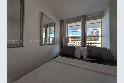 100 Lincoln #904, Miami Beach, FL 33139 - Photo 16