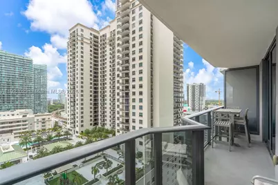 55 SW 9th #1705, Miami, FL 33130 - Photo 16