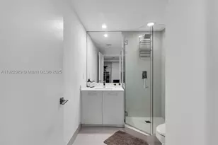 55 SW 9th, Miami, FL 33130 - Photo 14