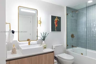 159 NE 6th #3209, Miami, FL 33132 - Photo 22