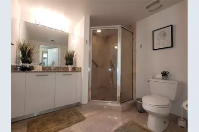41 SE 5th #710, Miami, FL 33131 - Photo 8