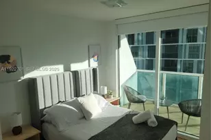 41 SE 5th, Miami, FL 33131 - Photo 2