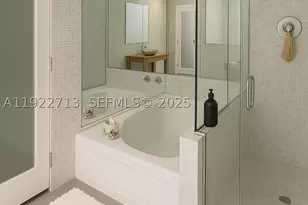 5255 Collins, Miami Beach, FL 33140 - Photo 10