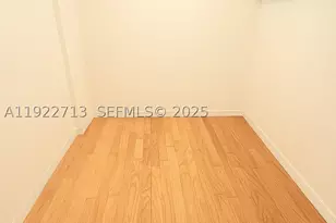 5255 Collins, Miami Beach, FL 33140 - Photo 12