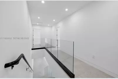 2610 SW 17th, Miami, FL 33145 - Photo 30