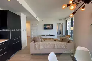 55 SW 9th, Miami, FL 33130 - Photo 4