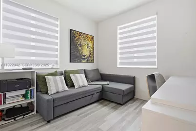 6420 NW 102nd #110, Doral, FL 33178 - Photo 26