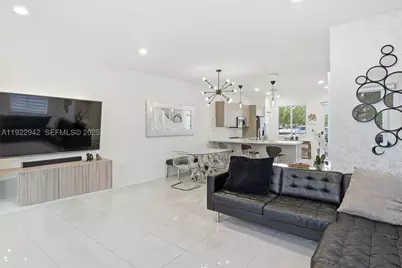 6420 NW 102nd #110, Doral, FL 33178 - Photo 2