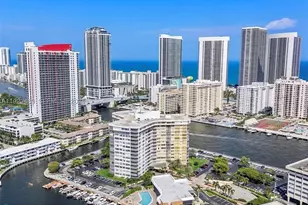 100 Golden Isles, Hallandale, FL 33009 - Photo 28