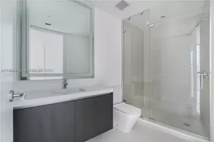 851 NE 1st, Miami, FL 33132 - Photo 22