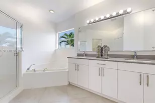 14633 SW 132nd, Miami, FL 33186 - Photo 12