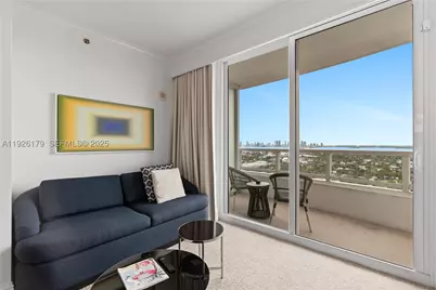 4401 Collins #2517, Miami Beach, FL 33140 - Photo 12