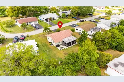 7002 NW 95th, Tamarac, FL 33321 - Photo 12