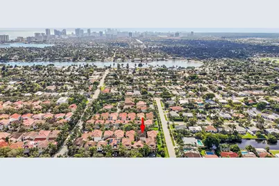 1135 Satinleaf, Hollywood, FL 33019 - Photo 60
